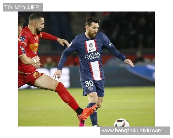 足球明星光芒四射在全球舞台上引领风潮成为无数球迷心中的偶像 足球明星光芒四射在全球舞台上引领风潮成为无数球迷心中的偶像