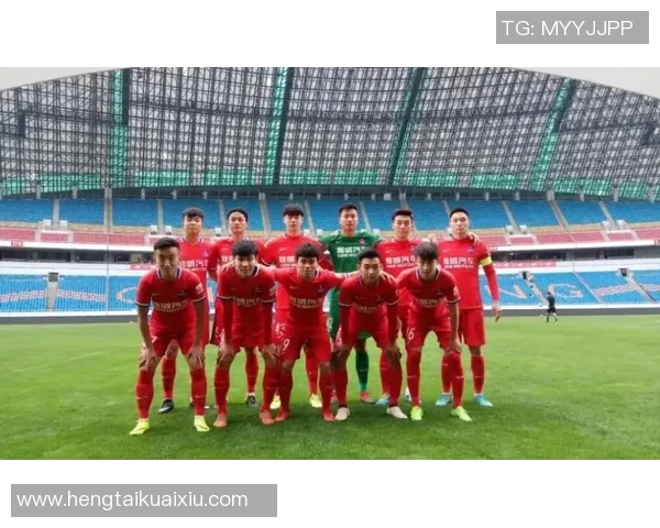 重庆网球队的反击革新之路：重塑战术与团队精神的全新探索